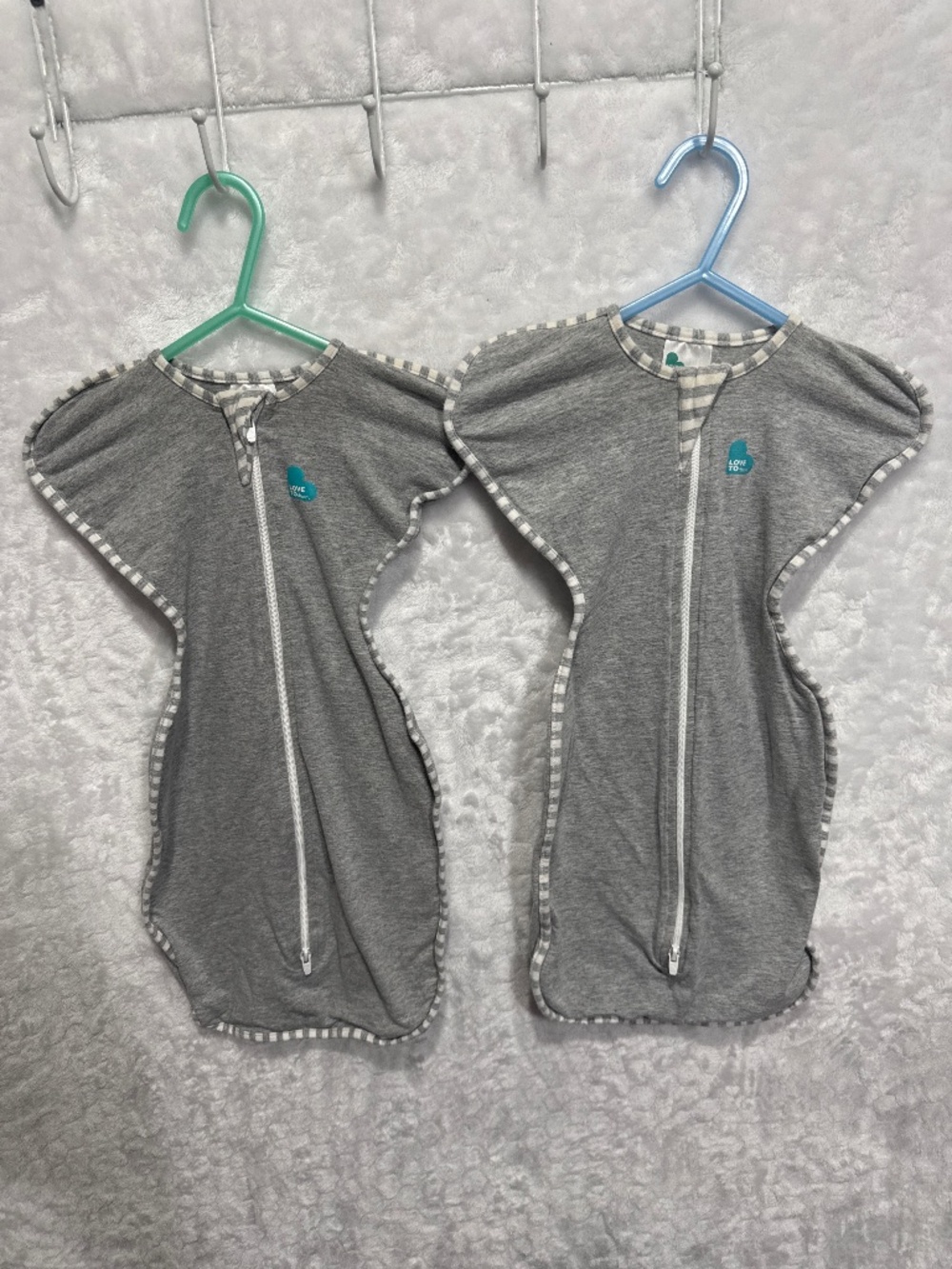 Love To Dream SWADDLE UP Original Sleep Sack Wrap Gray New Born 5-8.5 lbs Bundle